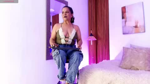 EVA GODDESS  online show from 5, 6, 2026