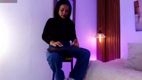 EVA GODDESS  online show from 7, 6, 2026
