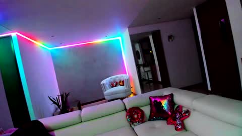 Snapshot of evagomez chatting on 3, 11, 2025 Eva Gomez online show from 3, 11, 2025