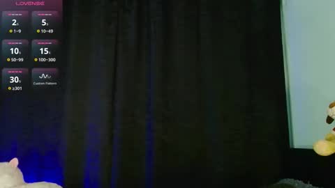 Evah Lee online show from 6, 11, 2025