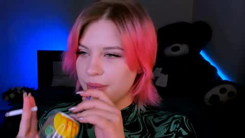 Eva online show from 15, 2, 2025