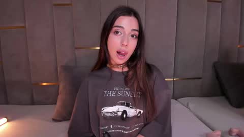 EVA online show from 8, 3, 2025