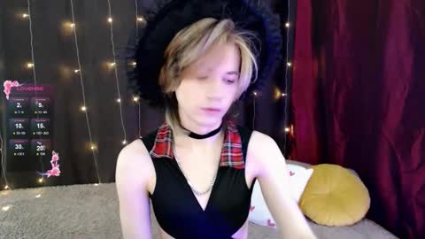 evan_reinhart online show from 30, 10, 2025