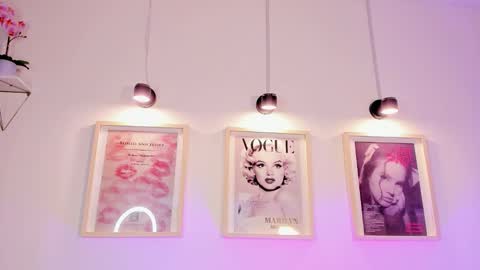 Evan voss  help me get 200 likesindependent model online show from 21, 11, 2025