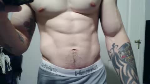 Snapshot of evancage chatting on 7, 1, 2025 evan cage online show from 7, 1, 2025