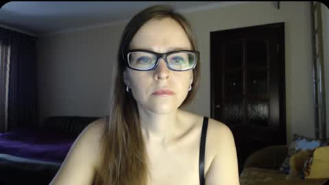 YourMistress online show from 5, 3, 2025