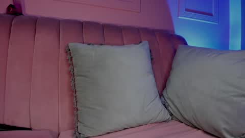 Eva online show from 8, 2, 2025