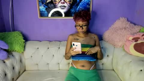 Snapshot of evangely15_ chatting on 30, 10, 2025 evangely15_ online show from 30, 10, 2025