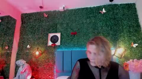  Evangelyne  online show from 16, 3, 2026