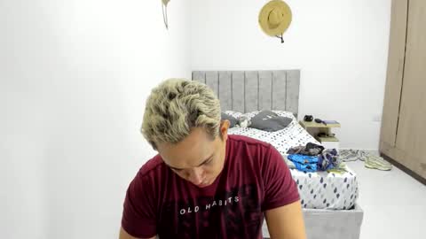 Snapshot of evans_king chatting on 7, 6, 2026 Evan online show from 7, 6, 2026