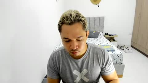 Snapshot of evans_king chatting on 12, 6, 2026 Evan online show from 12, 6, 2026