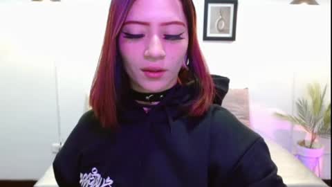 Evanssa lx online show from 14, 12, 2025