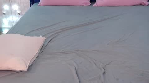 Snapshot of evapeachh chatting on 7, 12, 2024 Eva online show from 7, 12, 2024