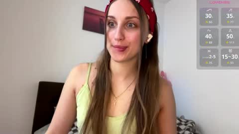 evarenard_ online show from 25, 4, 2026