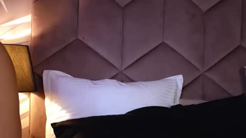 EvaRhea online show from 22, 10, 2025