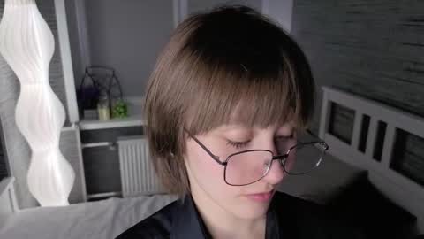 Eva online show from 27, 4, 2026