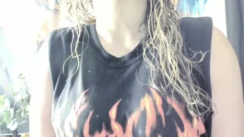 Snapshot of evasaenz21 chatting on 3, 6, 2026 evasaenz online show from 3, 6, 2026