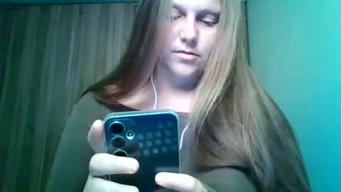 evasapples2026 online show from 26, 6, 2026