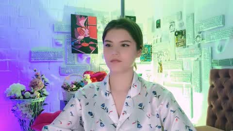 Snapshot of evathopson chatting on 19, 2, 2025 Eva next stream - - 1600 UTC2000 online show from 19, 2, 2025