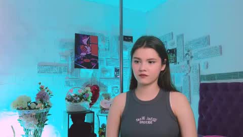 Snapshot of evathopson chatting on 1, 3, 2025 Eva next stream - - 1600 UTC2000 online show from 1, 3, 2025