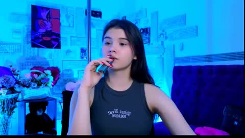 Snapshot of evathopson chatting on 6, 3, 2025 Eva next stream - - 1600 UTC2000 online show from 6, 3, 2025