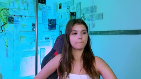 Snapshot of evathopson chatting on 30, 9, 2025 Eva next stream - - 1600 UTC2000 online show from 30, 9, 2025