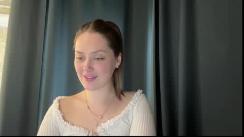 EvaxBlush online show from 22, 4, 2026