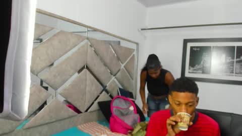 Eva And Emmanuel online show from 10, 2, 2026