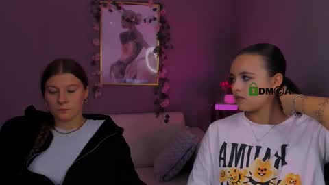 eve rose  online show from 24, 9, 2025