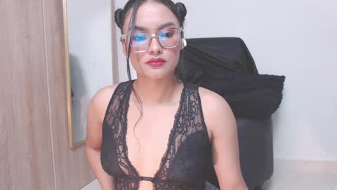 Eve Rox18 online show from 17, 4, 2026