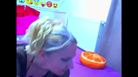 EVEANDMAX online show from 20, 11, 2025