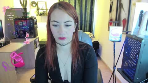 Snapshot of evee_e chatting on 25, 1, 2025 Evee online show from 25, 1, 2025