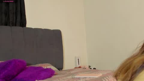 evelin888 online show from 20, 4, 2026