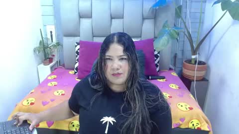 evelin zaens online show from 23, 4, 2026