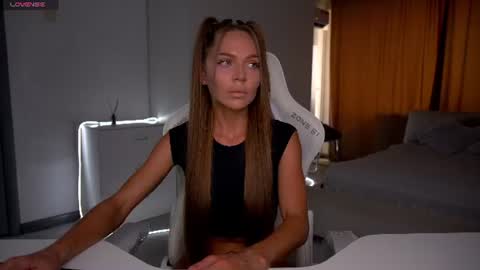 Evelina online show from 25, 7, 2026