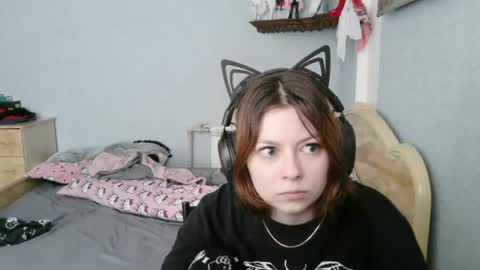 Snapshot of evelinamercer chatting on 3, 7, 2026 Alice 3 online show from 3, 7, 2026