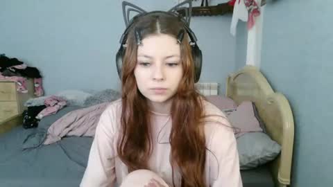 Snapshot of evelinamercer chatting on 25, 7, 2026 Alice 3 online show from 25, 7, 2026