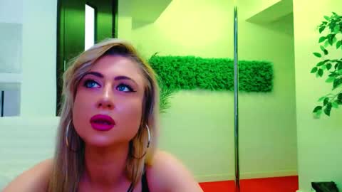 EvelinHill online show from 13, 3, 2026