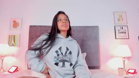 evelyn ebony online show from 2, 1, 2025