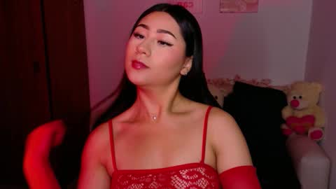 Evelyn online show from 4, 12, 2025