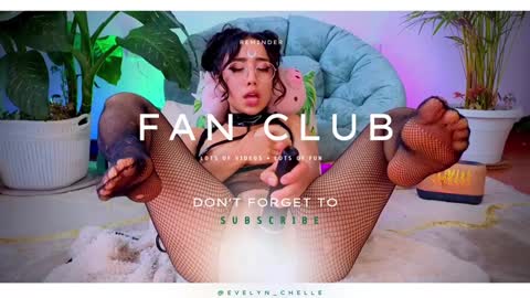 Im Eve or Chelle Next Stream 191224  online show from 7, 1, 2025