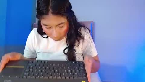   online show from 14, 7, 2026