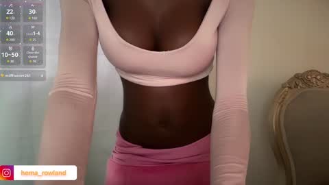 Snapshot of evelyn_jhonson3 chatting on 16, 1, 2025 E V E L Y N online show from 16, 1, 2025