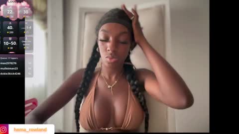 Snapshot of evelyn_jhonson3 chatting on 27, 1, 2025 E V E L Y N online show from 27, 1, 2025