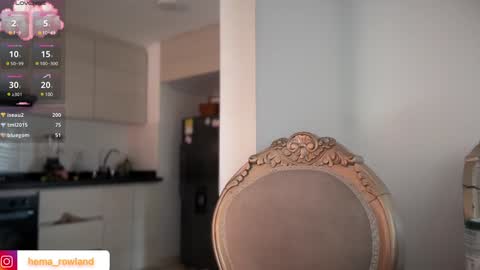 Snapshot of evelyn_jhonson3 chatting on 6, 2, 2025 E V E L Y N online show from 6, 2, 2025