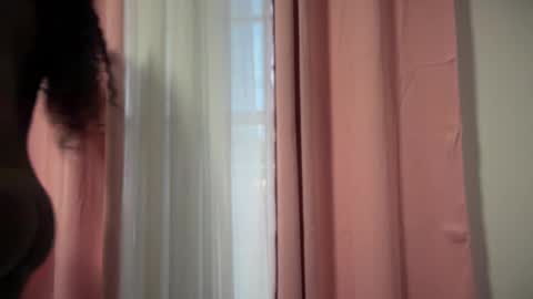 Snapshot of evelyn_jhonson3 chatting on 19, 9, 2025 E V E L Y N online show from 19, 9, 2025