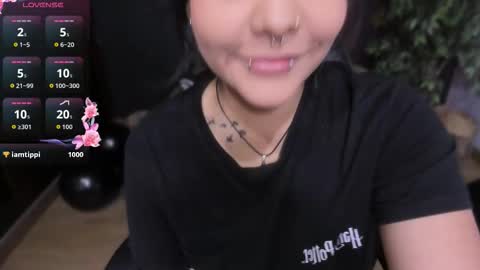  Evelyn  online show from 7, 2, 2026