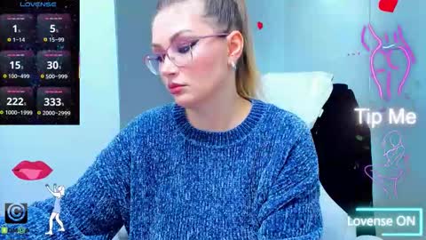 evelyne_rose online show from 3, 12, 2025