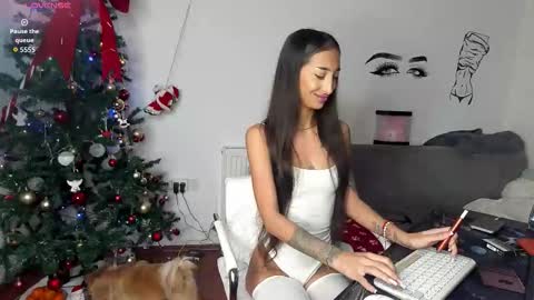 Evelyn online show from 16, 12, 2025