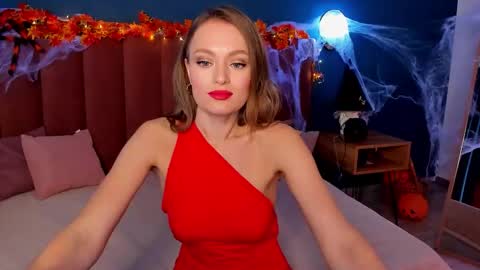 Evelyn online show from 25, 10, 2025